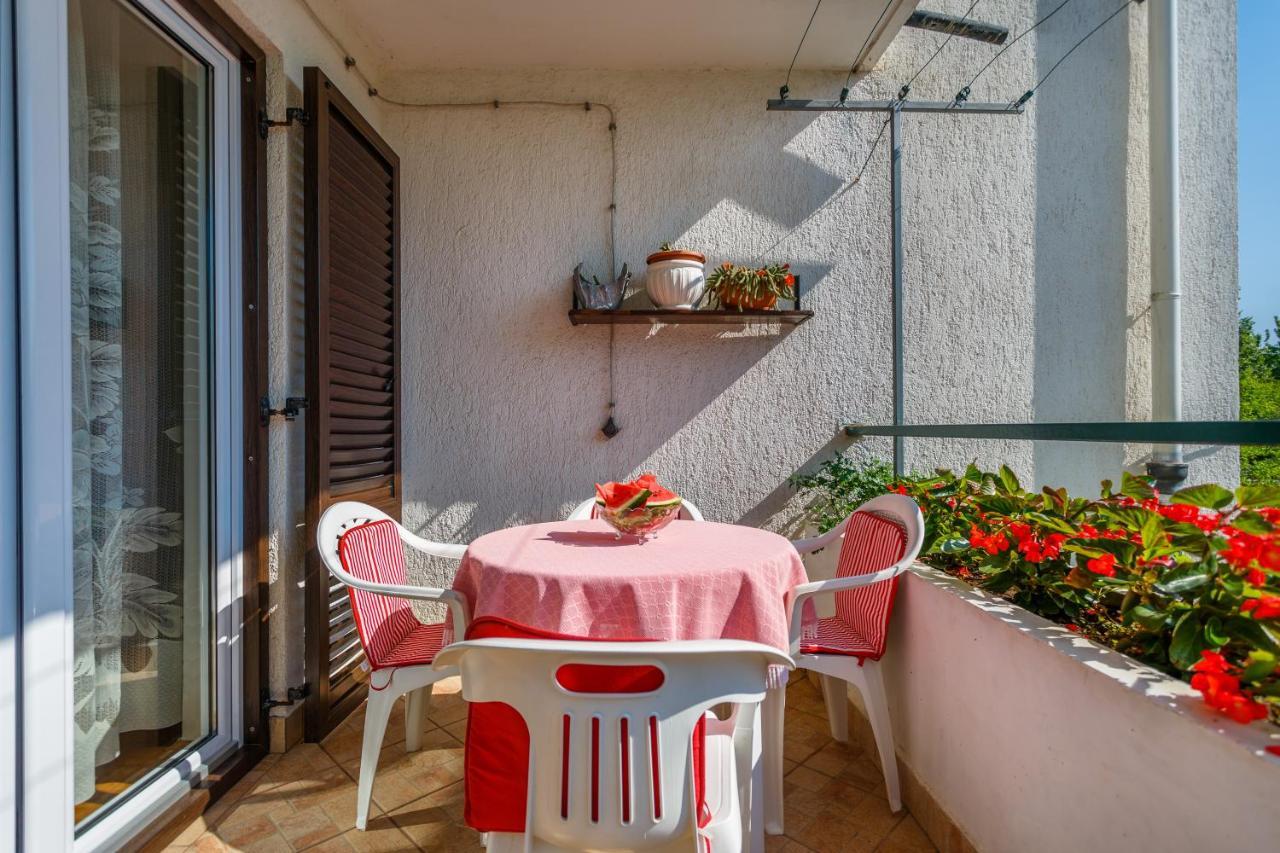 Apartment Dragica Krk Town Luaran gambar