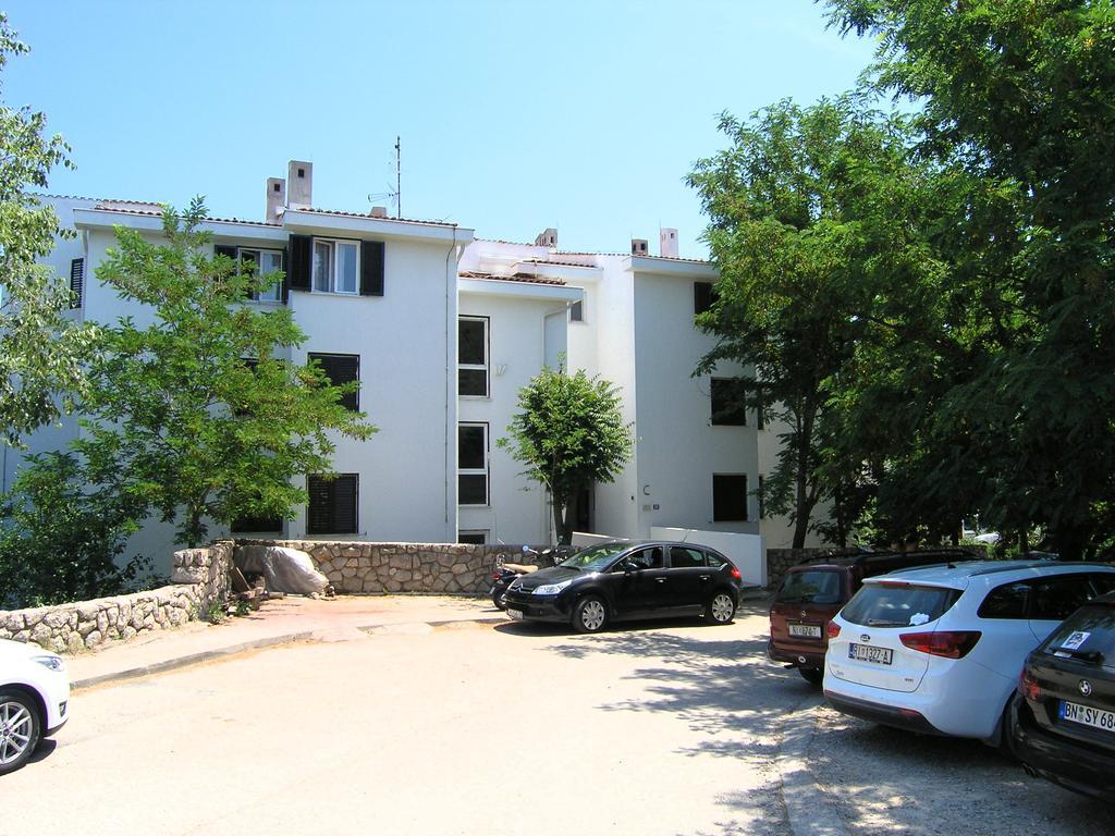 Apartment Dragica Krk Town Luaran gambar